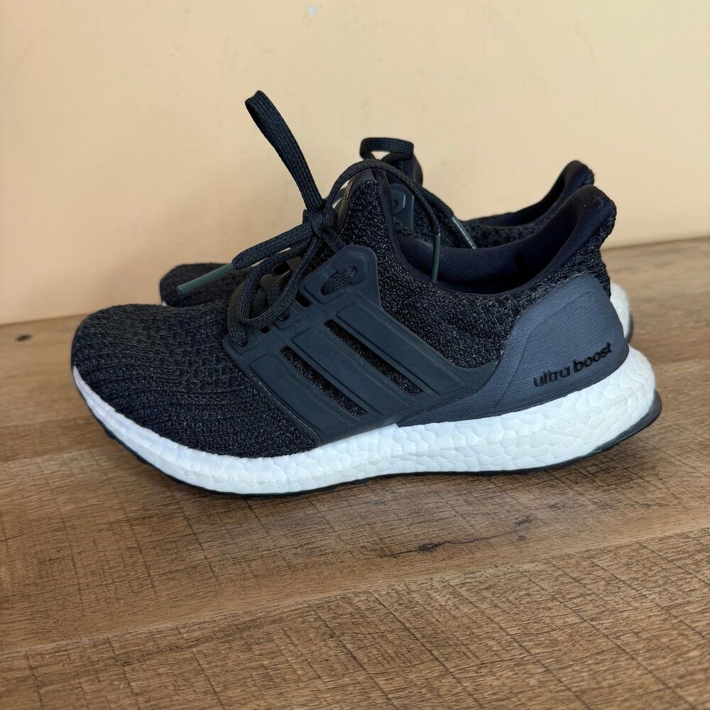 adidas UltraBoost 4.0 'Carbon' CM8116 boys size 4 shoes sneakers